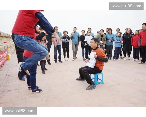 围绕风暴英雄单哥展现策略激情与团队竞技魅力的深度探索全景解读